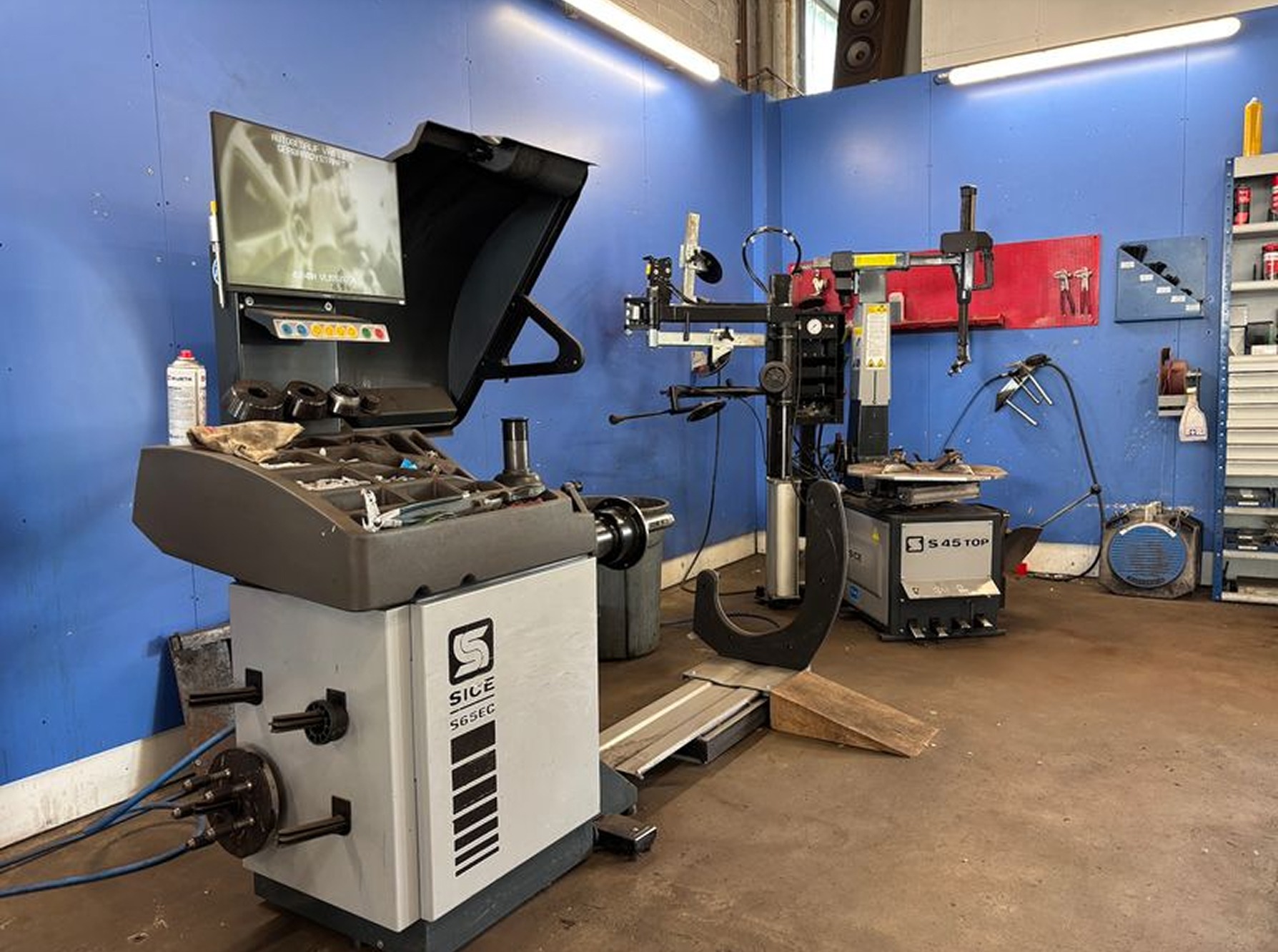 Common Image dinesten_images_1780909393.jpg APK | Autoservice van Liere - Middelburg