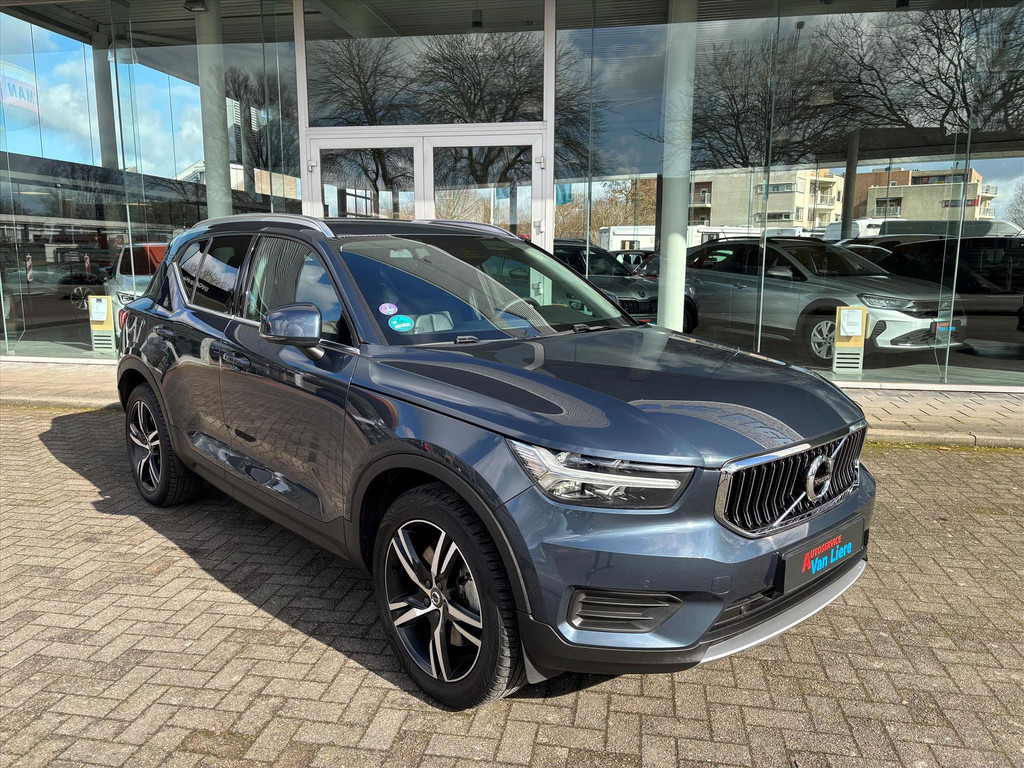 Volvo XC40 T4 211pk Inscription| Trekhaak | Leder|NL auto|Rijklaarprijs incl Garantie. 54857572-0.jpg | Autoservice van Liere - Middelburg