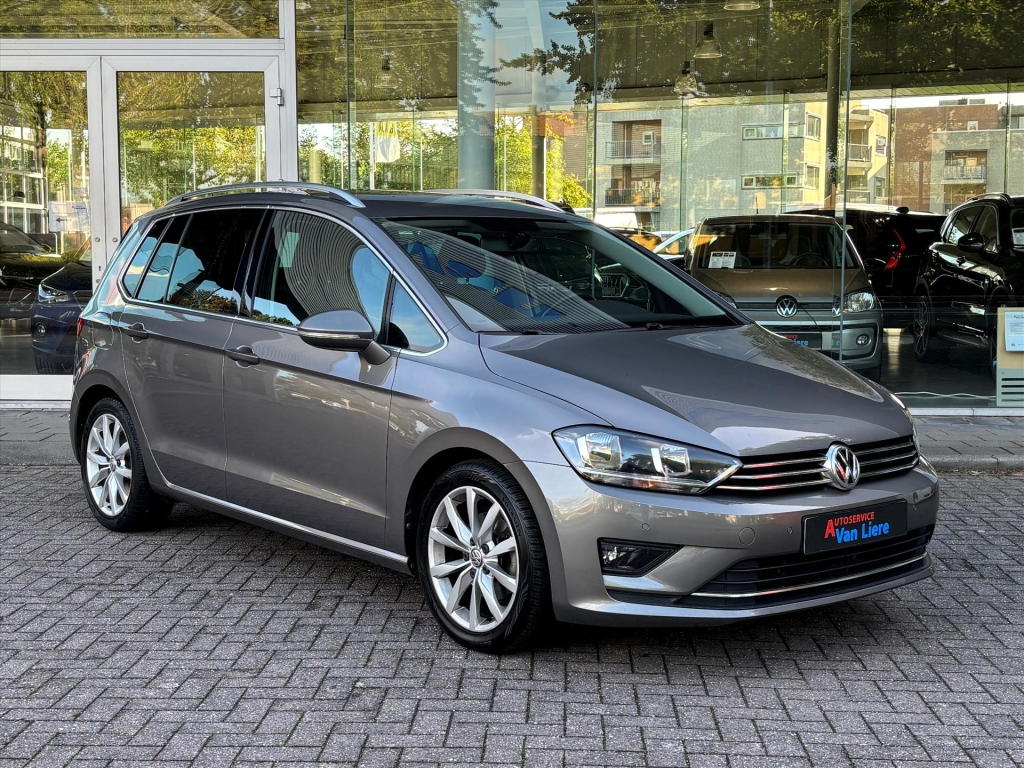 Volkswagen Golf Sportsvan 1.4 TSI 125pk DSG HighLine| Trekhaak| Navi|Cruise|ECC|Rijklaarprijs incl. garantie 56750929-0.jpg | Autoservice van Liere Middelburg